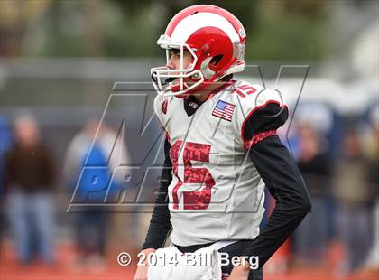 Thumbnail 2 in New Canaan vs. Darien (FCIAC Final) photogallery.