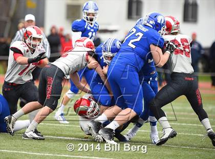 Thumbnail 3 in New Canaan vs. Darien (FCIAC Final) photogallery.