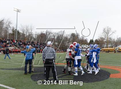 Thumbnail 3 in New Canaan vs. Darien (FCIAC Final) photogallery.