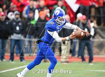 Thumbnail 2 in New Canaan vs. Darien (FCIAC Final) photogallery.