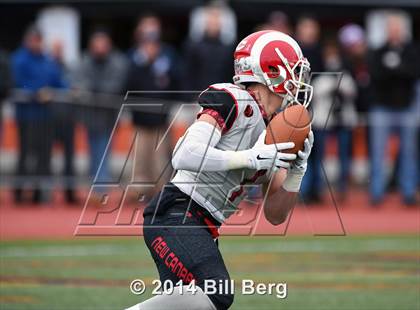 Thumbnail 3 in New Canaan vs. Darien (FCIAC Final) photogallery.
