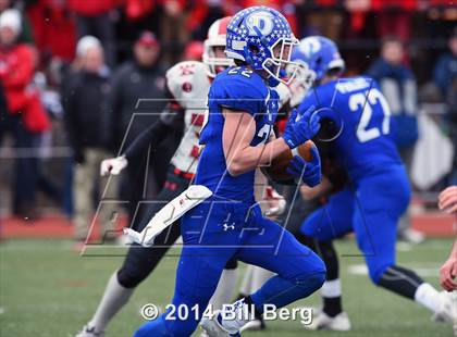 Thumbnail 3 in New Canaan vs. Darien (FCIAC Final) photogallery.