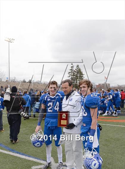 Thumbnail 3 in New Canaan vs. Darien (FCIAC Final) photogallery.