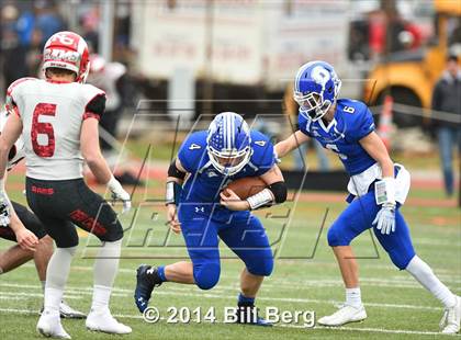 Thumbnail 2 in New Canaan vs. Darien (FCIAC Final) photogallery.