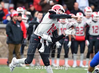 Thumbnail 3 in New Canaan vs. Darien (FCIAC Final) photogallery.