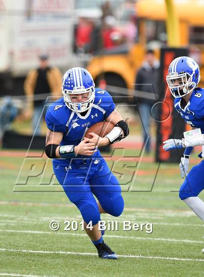 Thumbnail 2 in New Canaan vs. Darien (FCIAC Final) photogallery.