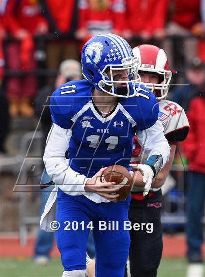 Thumbnail 3 in New Canaan vs. Darien (FCIAC Final) photogallery.