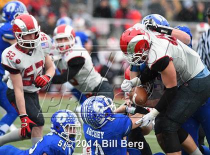Thumbnail 2 in New Canaan vs. Darien (FCIAC Final) photogallery.