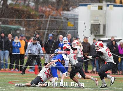 Thumbnail 2 in New Canaan vs. Darien (FCIAC Final) photogallery.