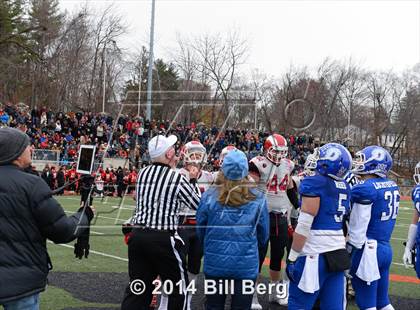 Thumbnail 3 in New Canaan vs. Darien (FCIAC Final) photogallery.