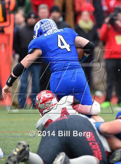 Thumbnail 3 in New Canaan vs. Darien (FCIAC Final) photogallery.