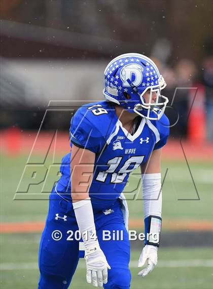 Thumbnail 2 in New Canaan vs. Darien (FCIAC Final) photogallery.