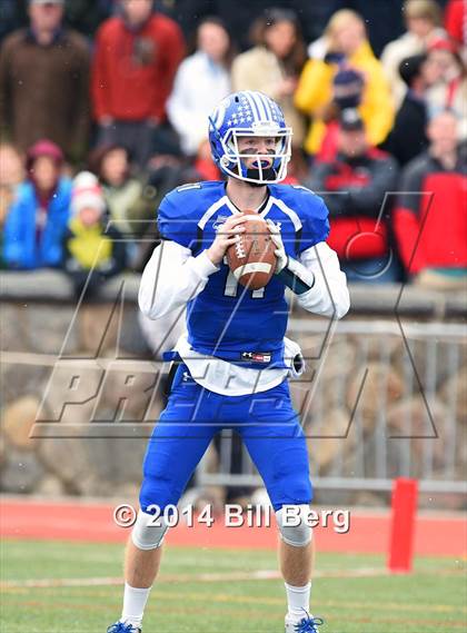 Thumbnail 1 in New Canaan vs. Darien (FCIAC Final) photogallery.