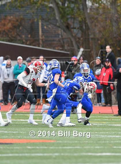 Thumbnail 2 in New Canaan vs. Darien (FCIAC Final) photogallery.