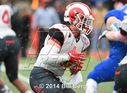Thumbnail 2 in New Canaan vs. Darien (FCIAC Final) photogallery.