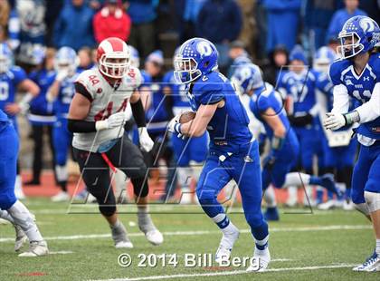 Thumbnail 3 in New Canaan vs. Darien (FCIAC Final) photogallery.