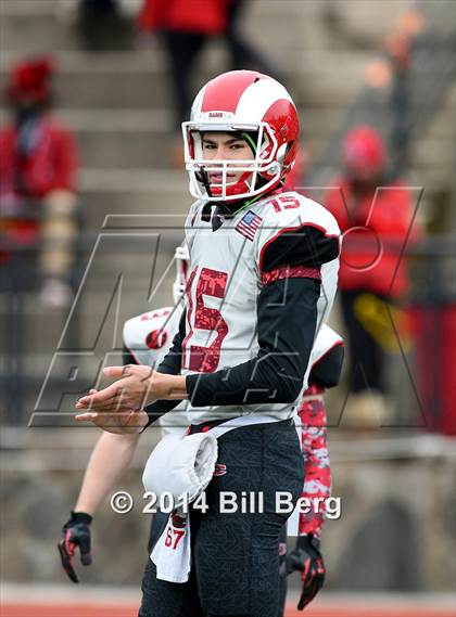 Thumbnail 3 in New Canaan vs. Darien (FCIAC Final) photogallery.