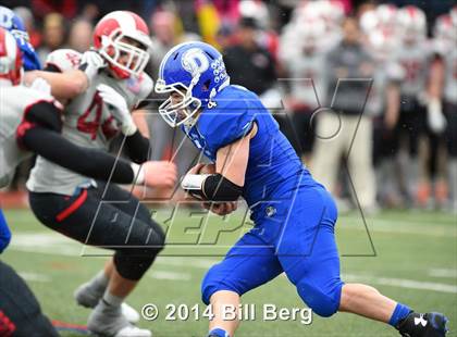 Thumbnail 2 in New Canaan vs. Darien (FCIAC Final) photogallery.