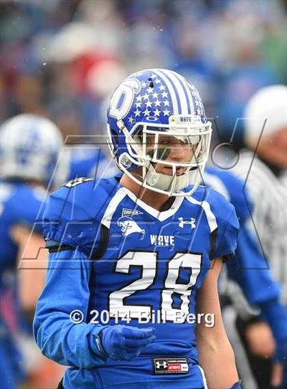 Thumbnail 3 in New Canaan vs. Darien (FCIAC Final) photogallery.
