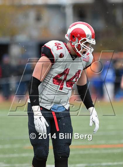 Thumbnail 2 in New Canaan vs. Darien (FCIAC Final) photogallery.
