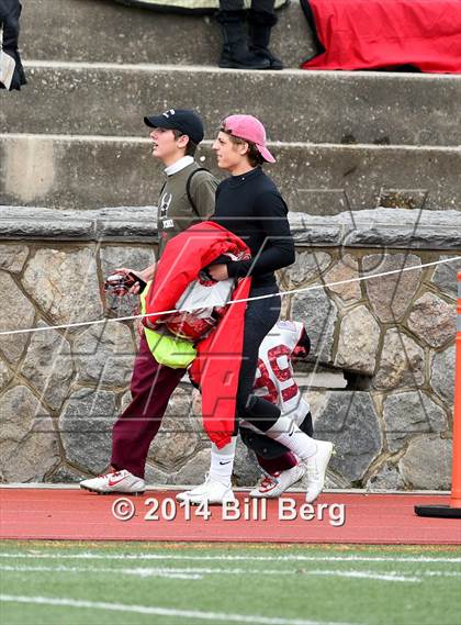 Thumbnail 2 in New Canaan vs. Darien (FCIAC Final) photogallery.