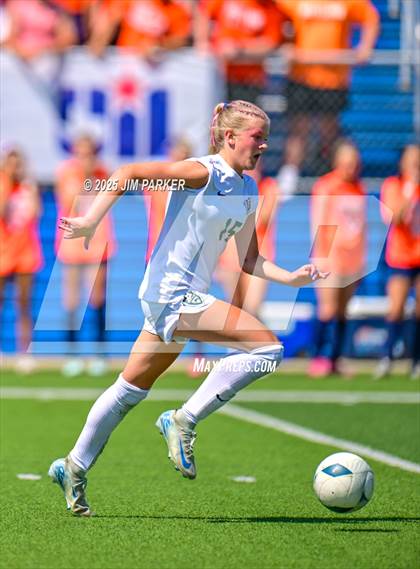 Thumbnail 3 in Cedar Park vs. Wakeland (UIL 5A Soccer Division II Final) photogallery.