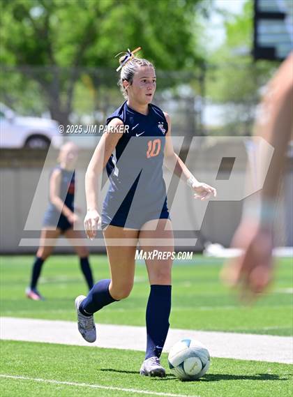 Thumbnail 3 in Cedar Park vs. Wakeland (UIL 5A Soccer Division II Final) photogallery.