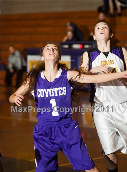Thumbnail 3 in Denair @ Escalon photogallery.