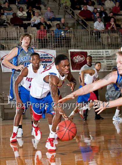 Thumbnail 1 in Plano West vs. Parkview (Whataburger Tournament) photogallery.