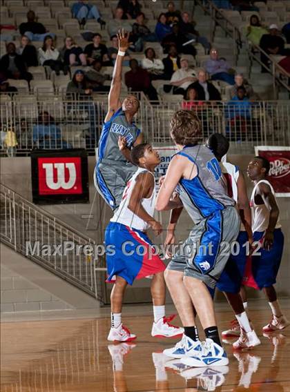 Thumbnail 1 in Plano West vs. Parkview (Whataburger Tournament) photogallery.