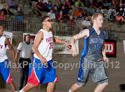 Thumbnail 2 in Plano West vs. Parkview (Whataburger Tournament) photogallery.