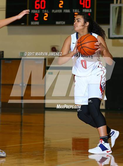 Thumbnail 2 in San Fernando Valley All-Star Game (East vs. West) photogallery.