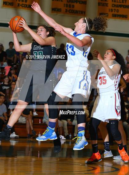 Thumbnail 1 in San Fernando Valley All-Star Game (East vs. West) photogallery.