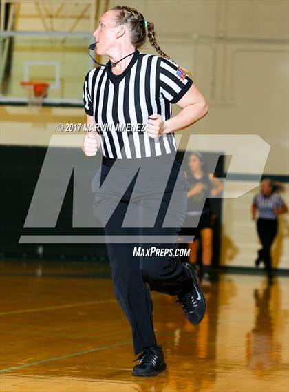Thumbnail 3 in San Fernando Valley All-Star Game (East vs. West) photogallery.