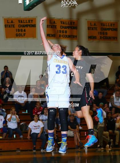 Thumbnail 2 in San Fernando Valley All-Star Game (East vs. West) photogallery.