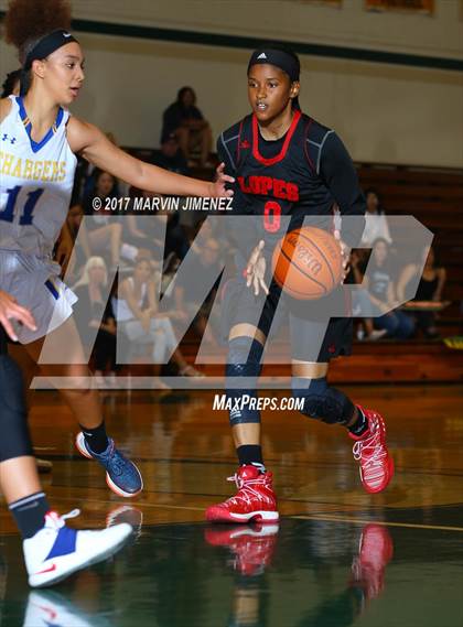 Thumbnail 2 in San Fernando Valley All-Star Game (East vs. West) photogallery.