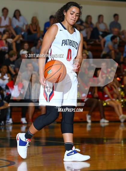 Thumbnail 3 in San Fernando Valley All-Star Game (East vs. West) photogallery.