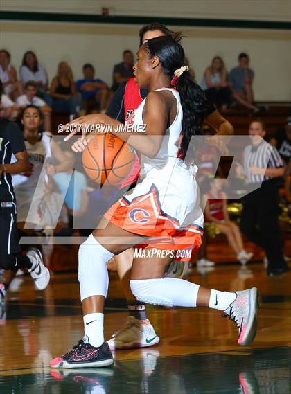 Thumbnail 1 in San Fernando Valley All-Star Game (East vs. West) photogallery.