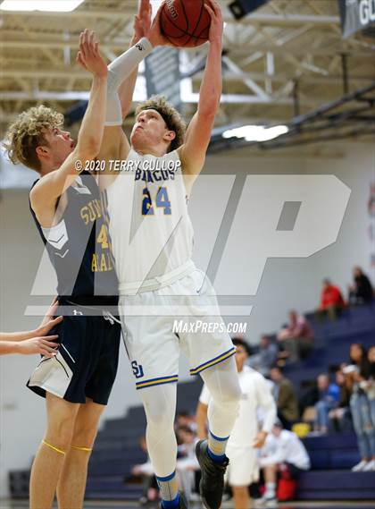 Thumbnail 3 in Summit Academy vs. San Juan (UHSAA 3A 2nd Round Playoff) photogallery.