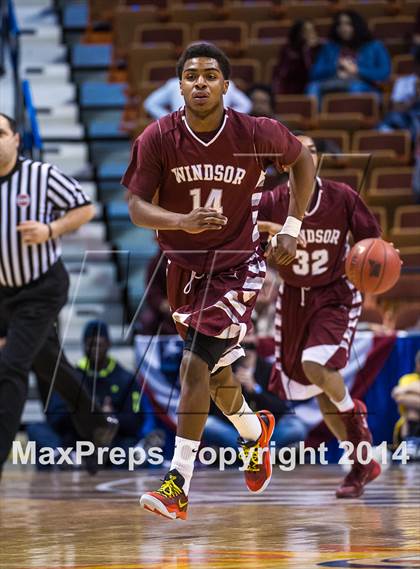Thumbnail 3 in Windsor vs. Career Magnet (CIAC Class L Final) photogallery.
