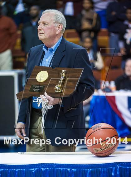 Thumbnail 2 in Windsor vs. Career Magnet (CIAC Class L Final) photogallery.