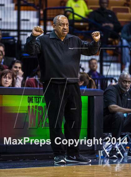Thumbnail 2 in Windsor vs. Career Magnet (CIAC Class L Final) photogallery.