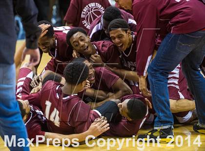 Thumbnail 2 in Windsor vs. Career Magnet (CIAC Class L Final) photogallery.