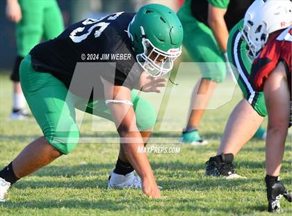 Thumbnail 1 in Hartshorne-Muldrow-Gore (Scrimmage) photogallery.