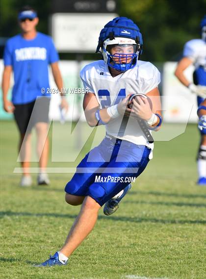Thumbnail 3 in Hartshorne-Muldrow-Gore (Scrimmage) photogallery.