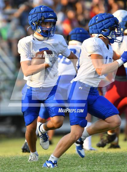Thumbnail 1 in Hartshorne-Muldrow-Gore (Scrimmage) photogallery.