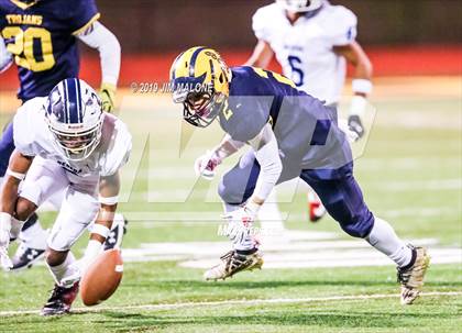 Thumbnail 3 in Reseda vs. Milpitas (CIF DIV 5-A State Championship) photogallery.