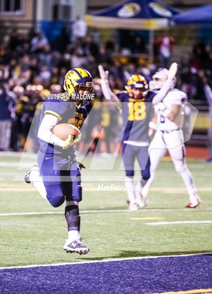 Thumbnail 2 in Reseda vs. Milpitas (CIF DIV 5-A State Championship) photogallery.