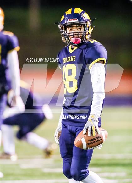 Thumbnail 1 in Reseda vs. Milpitas (CIF DIV 5-A State Championship) photogallery.