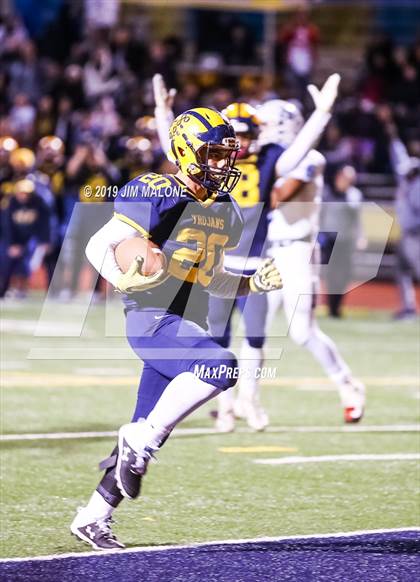 Thumbnail 3 in Reseda vs. Milpitas (CIF DIV 5-A State Championship) photogallery.